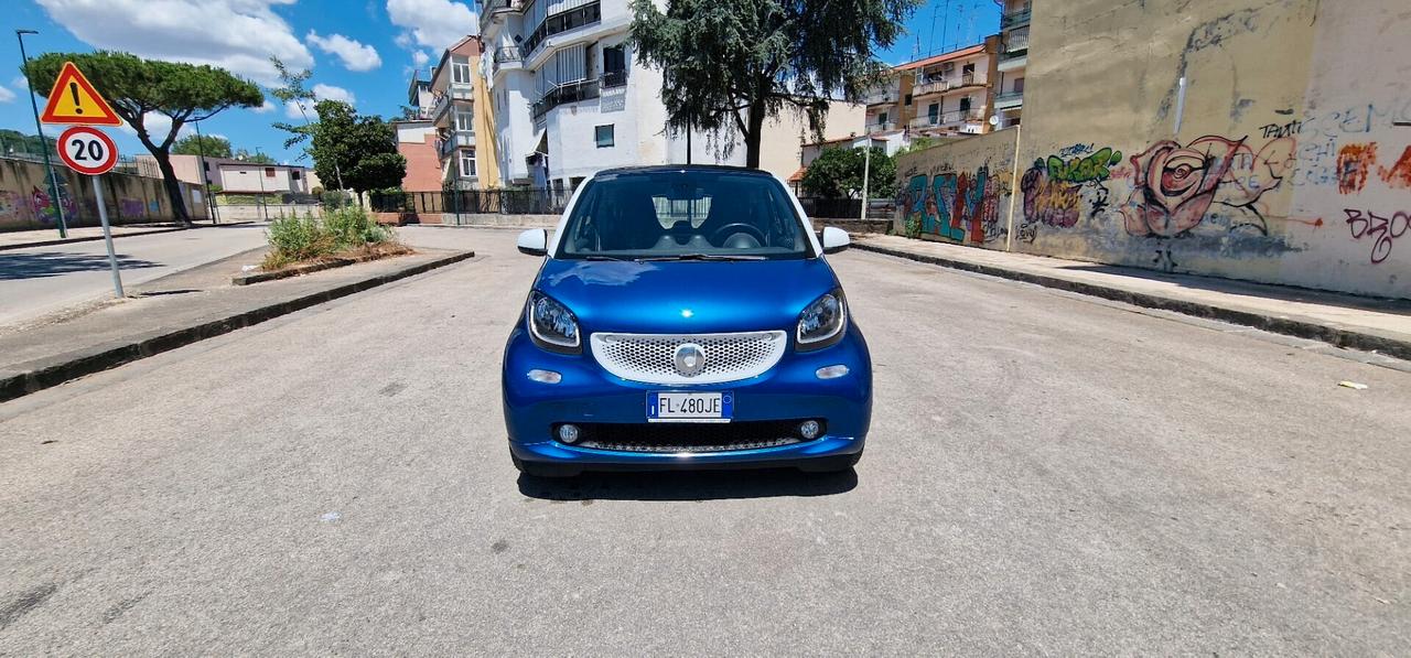 Smart ForTwo 70 1.0 twinamic Passion con BLOCKSHAFT