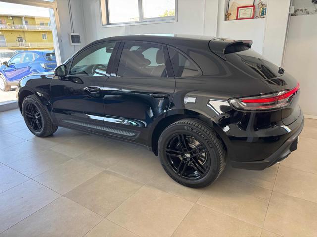 PORSCHE Macan 2.0