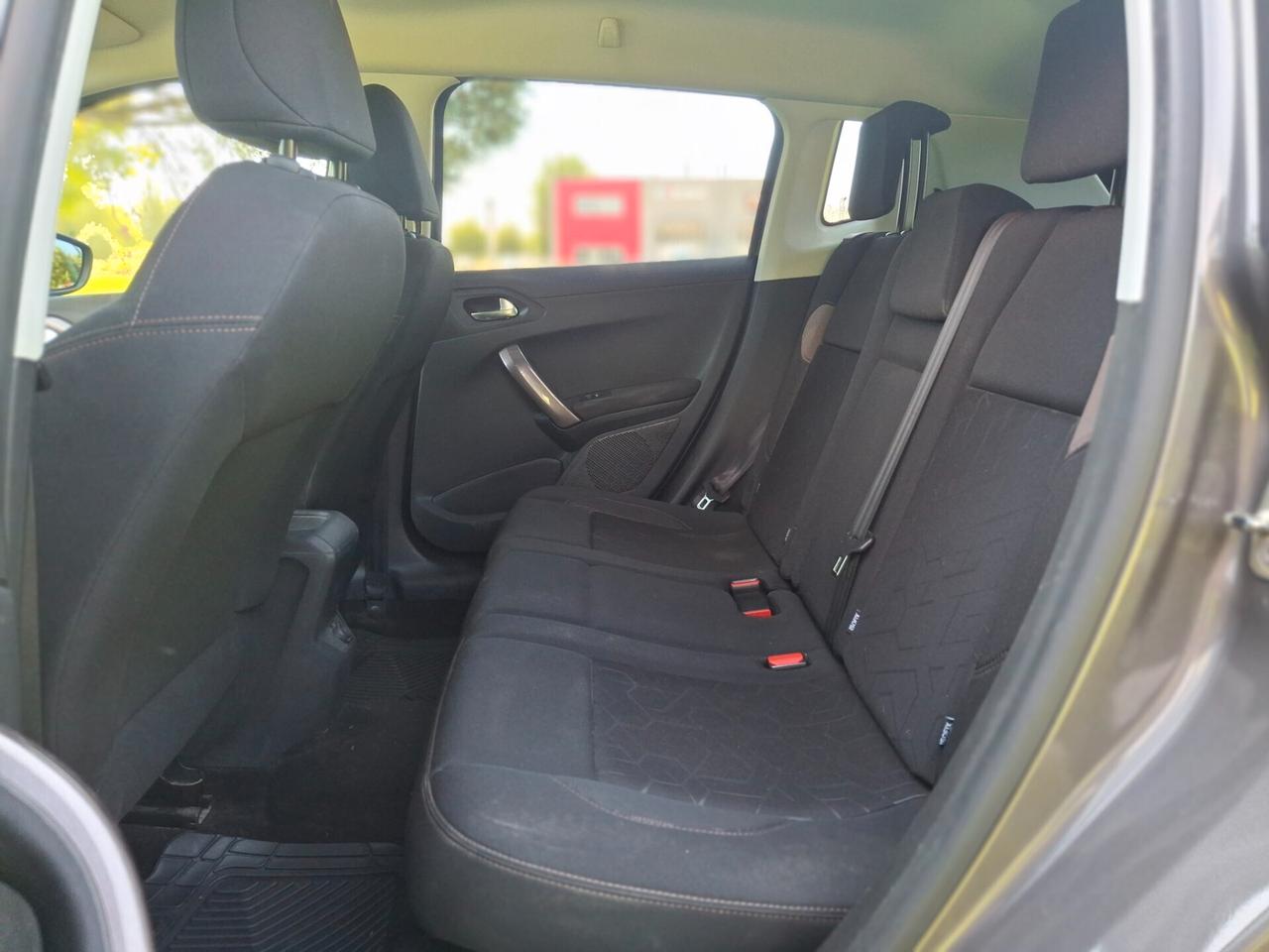 Peugeot 2008 1.4 HDi 68CV Active