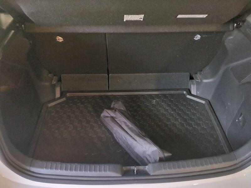 Toyota Yaris Hybrid Active MY22