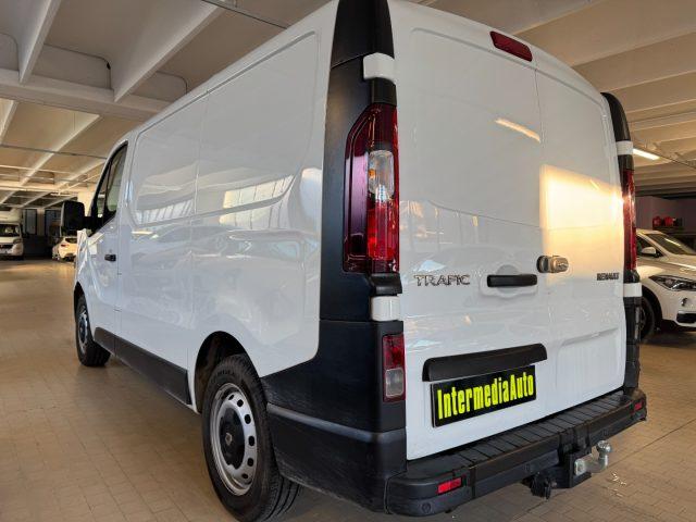 RENAULT Trafic T27 1.6 dCi IVA / MOTORE NUOVO