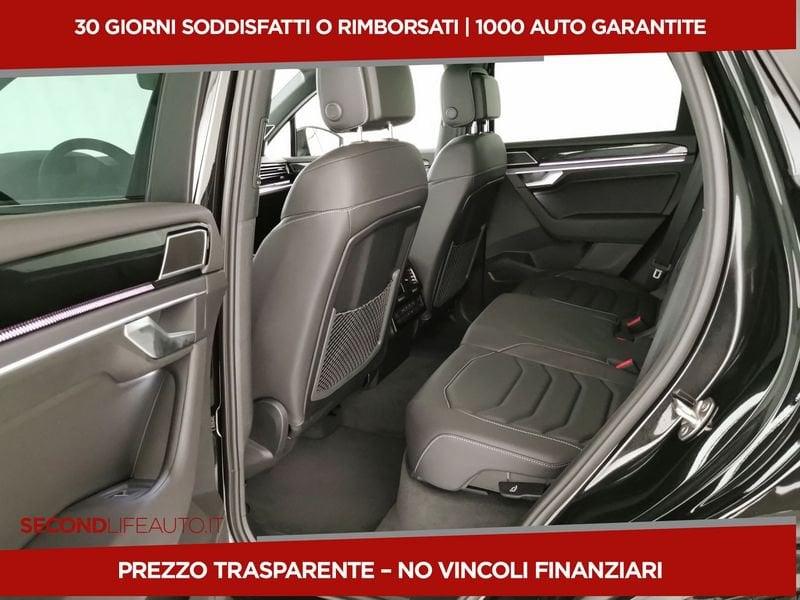 Volkswagen Touareg 3.0 V6 tdi scr R-Line 286cv auto