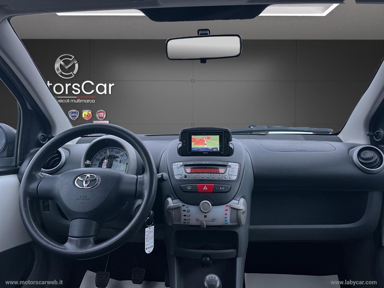 TOYOTA Aygo 1.0 12V VVT-i 5p. Deep Ocean Conn.