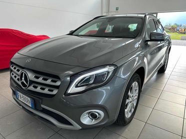 MERCEDES-BENZ GLA 200 d Automatic Business