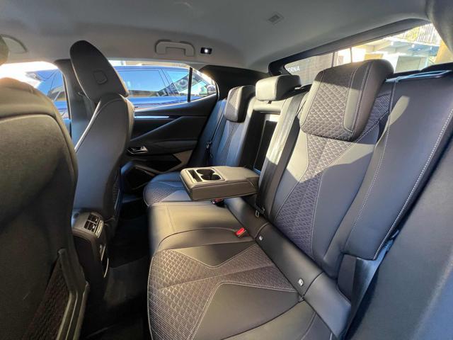 DS AUTOMOBILES DS 4 E-Tense 225 Cross Trocadero