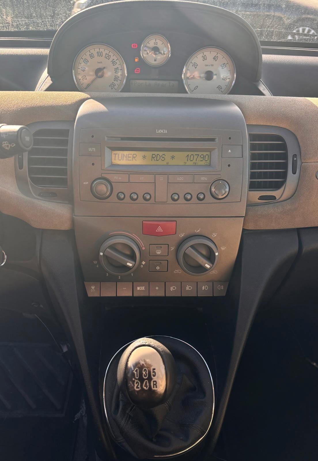 Lancia Ypsilon 1.3 Multijet 16V Platino