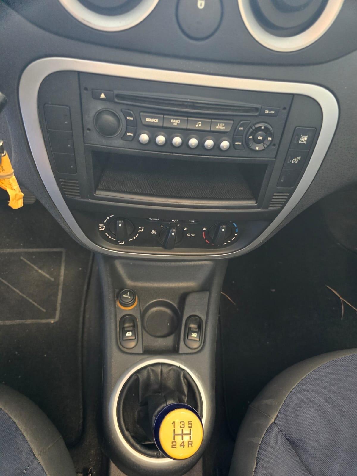 Citroen C3 Pluriel 1.4 HDi 70CV Exclusive