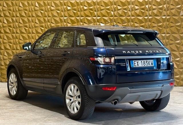 Land Rover Range Evoque 2.2 TD4 5p. Pure