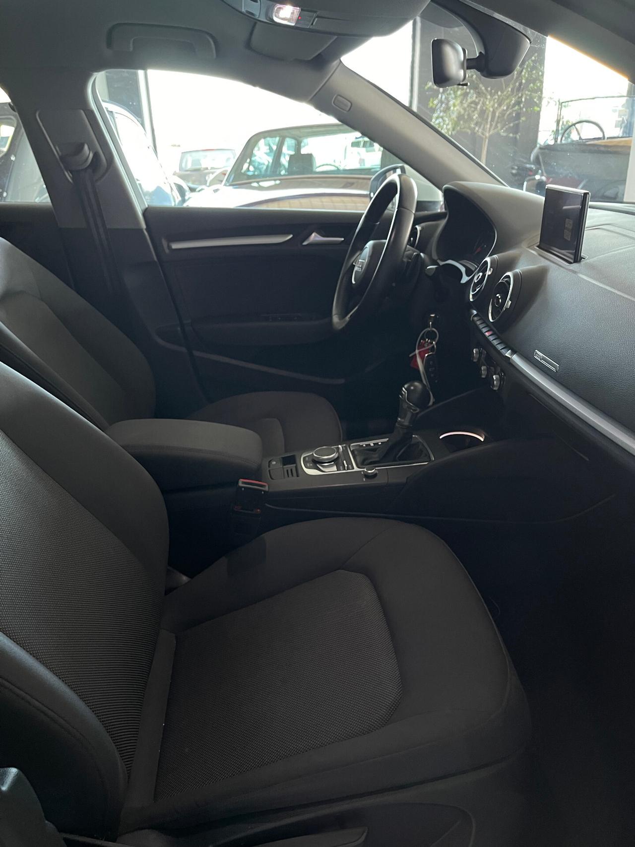 Audi A3 SPB 30 TDI S tronic Business