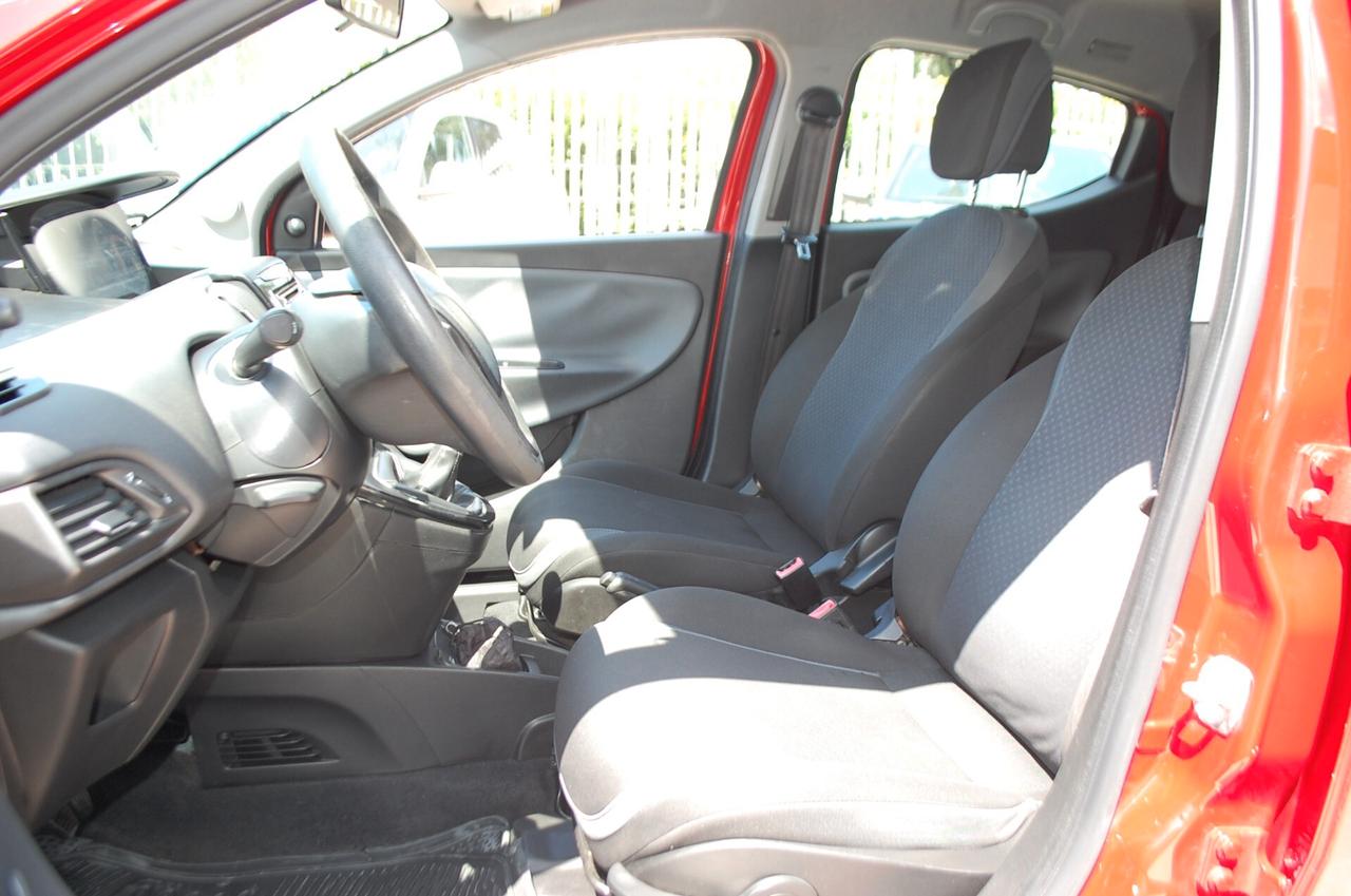 Lancia Ypsilon 1.2 Silver Ecochic Gpl 69CV Uff Italy USB Clima