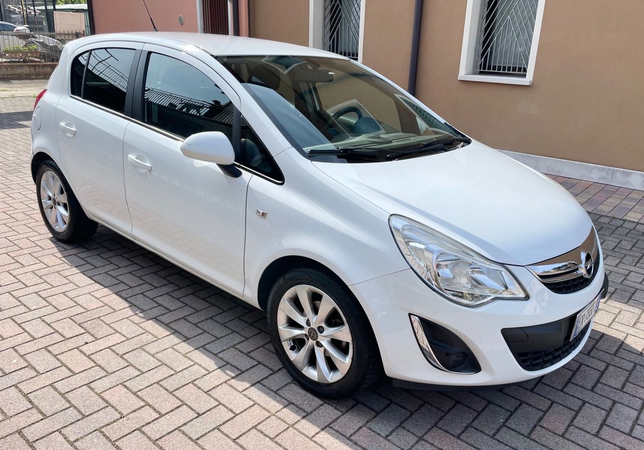 Opel Corsa 1.2 GPL Ok Neopatentati