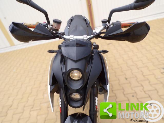KTM 690 Duke R - Garanzia gratis con finanziamento!