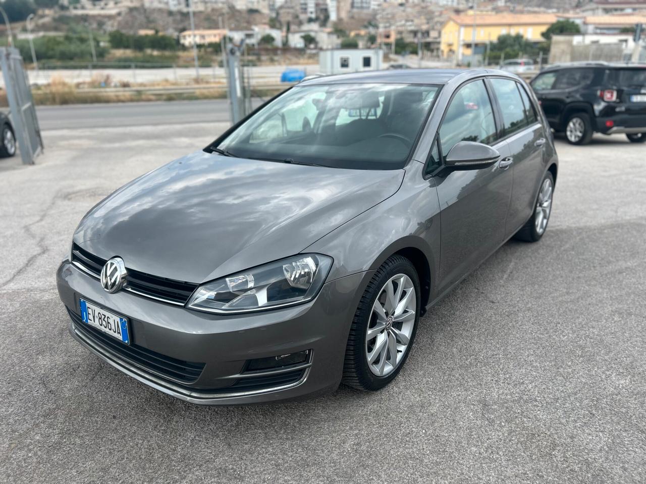 Volkswagen Golf 1.6 TDI 5p. Highline BlueMotion Technology