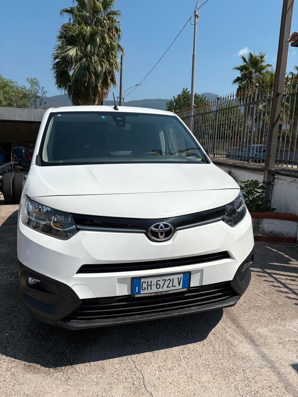 TOYOTA PROACE CITY