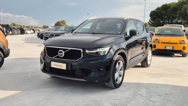 Volvo XC40 B3 automatico Essential - 2024