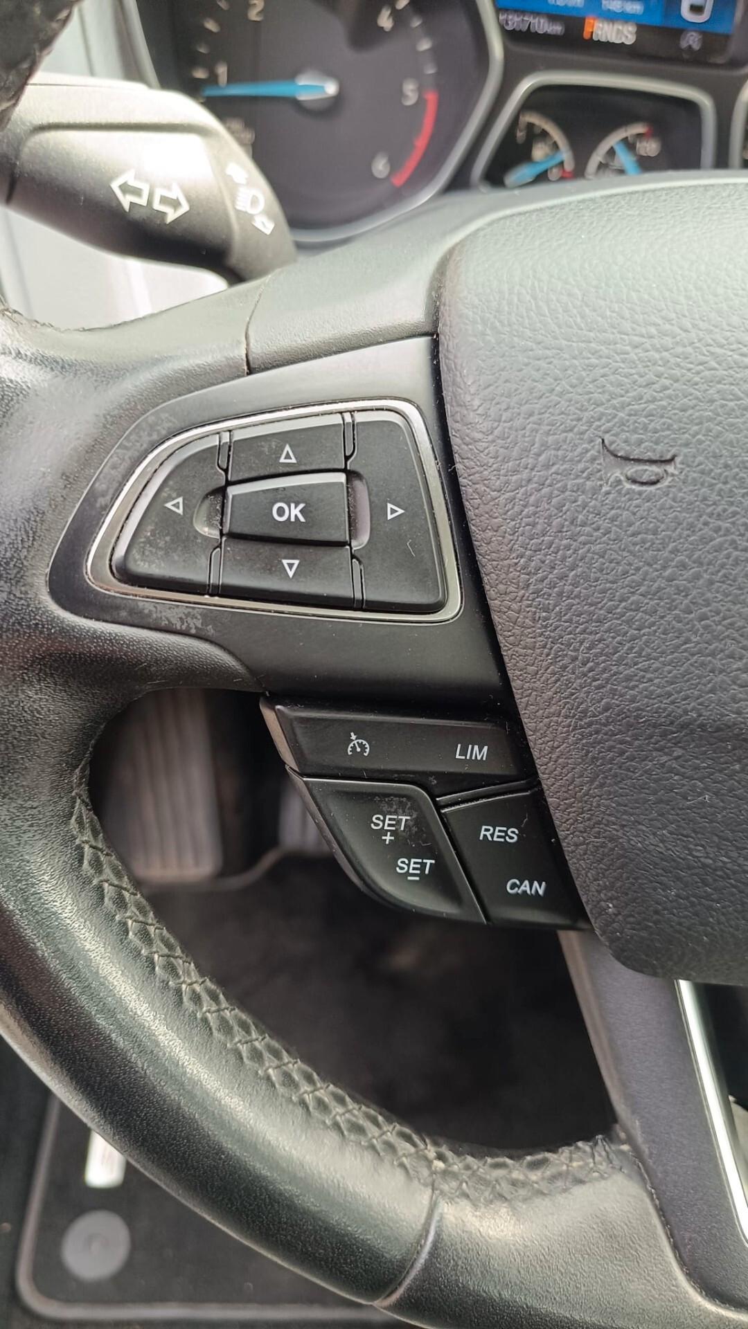 Ford Focus 1.5 TDCi 120 CV Start&Stop Powershift Titanium