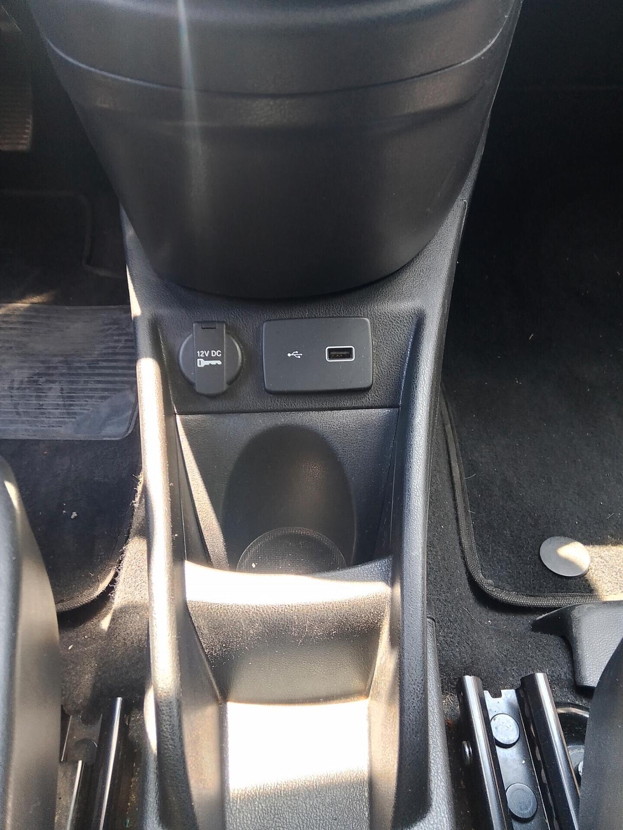 Lancia Ypsilon 1.2 69 CV 5 porte S&S Platinum