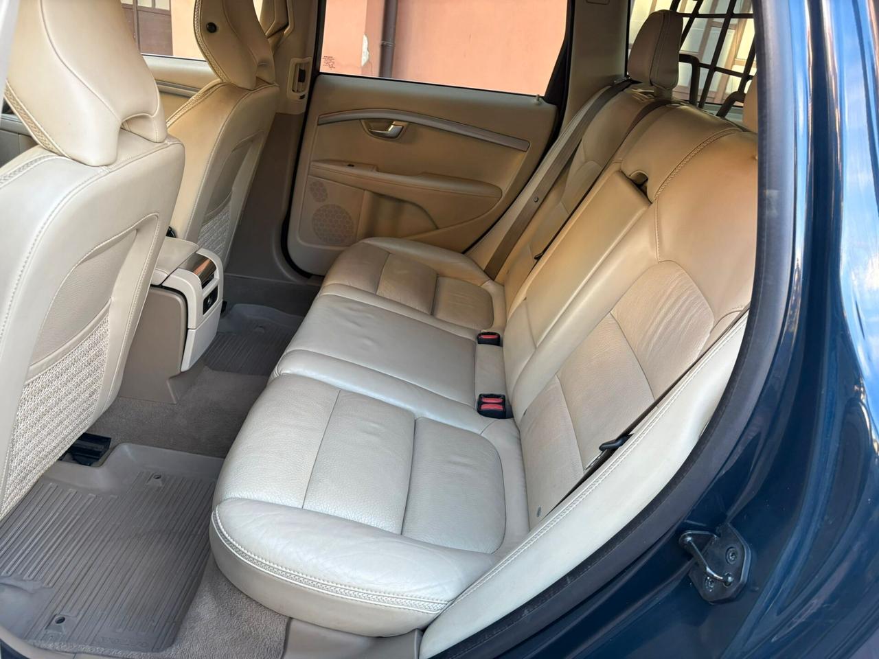 Volvo XC 70 XC70 D4 Geartronic Summum