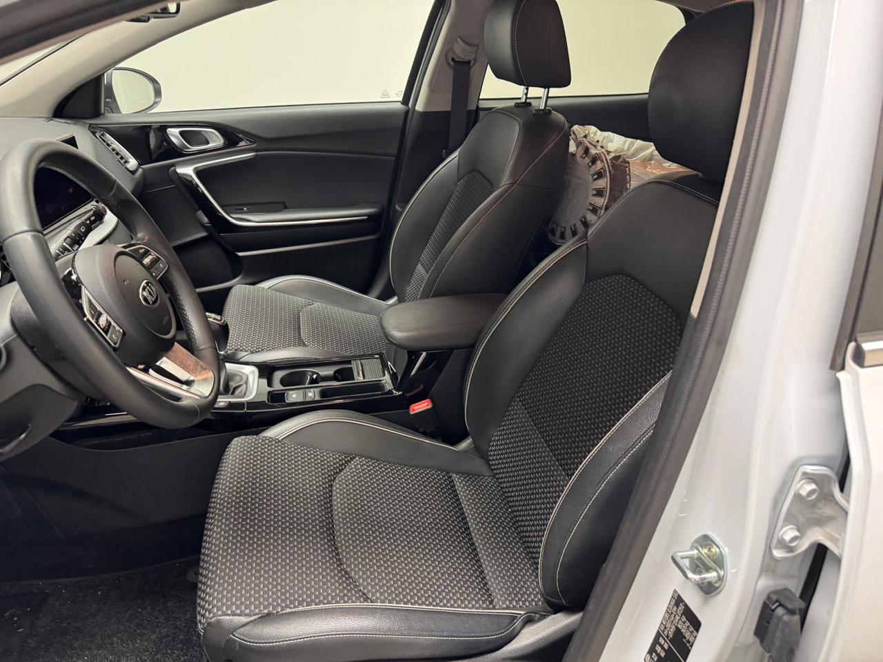 KIA XCeed 2019 - XCeed 1.0 t-gdi High Tech Adas Pack Gpl 117cv