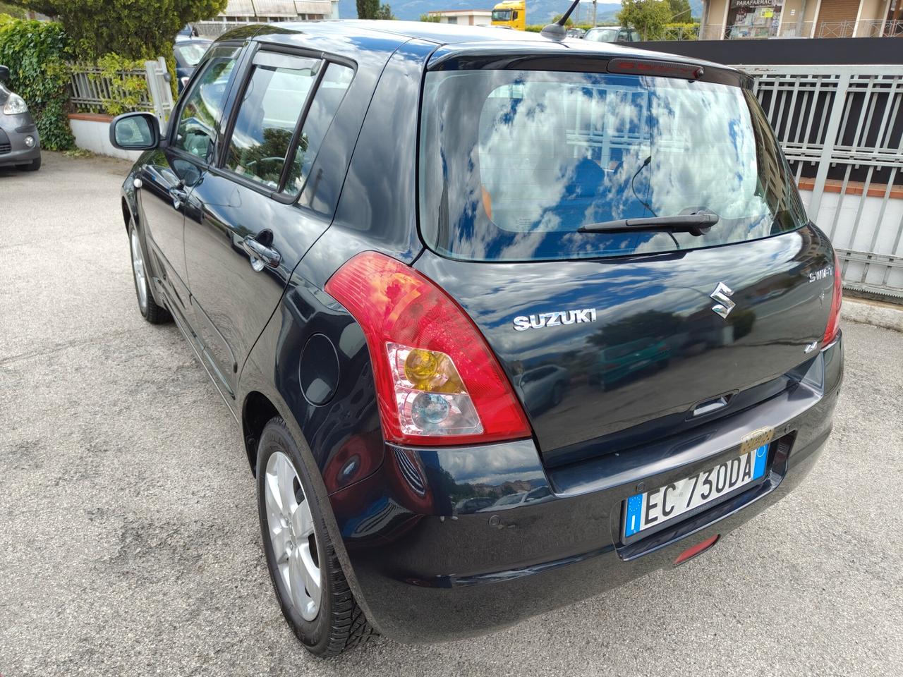 Suzuki Swift 1.3 4x4 5p. GL