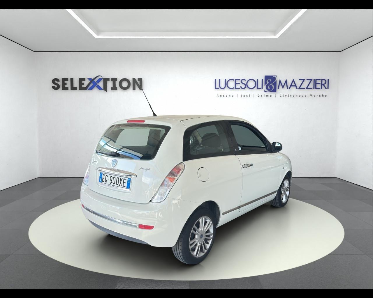 LANCIA Ypsilon 2ª serie - Ypsilon 1.3 MJT 75 CV Diva
