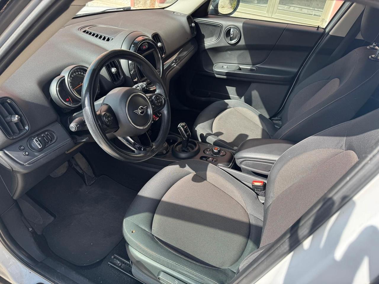 Mini Cooper D Countryman 2.0 Business Automatica
