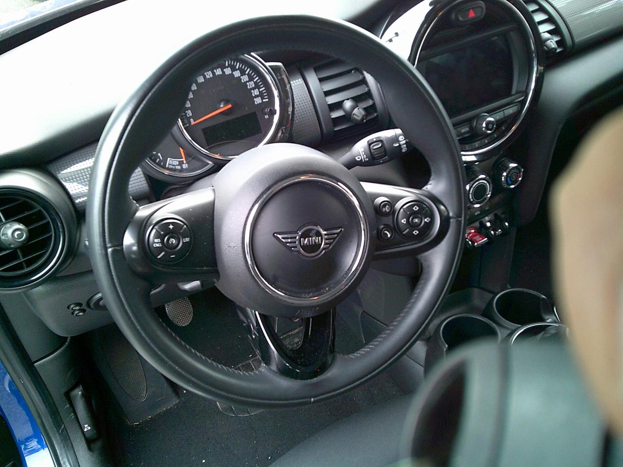 MINI COOPER 1.5 BAKER STREET