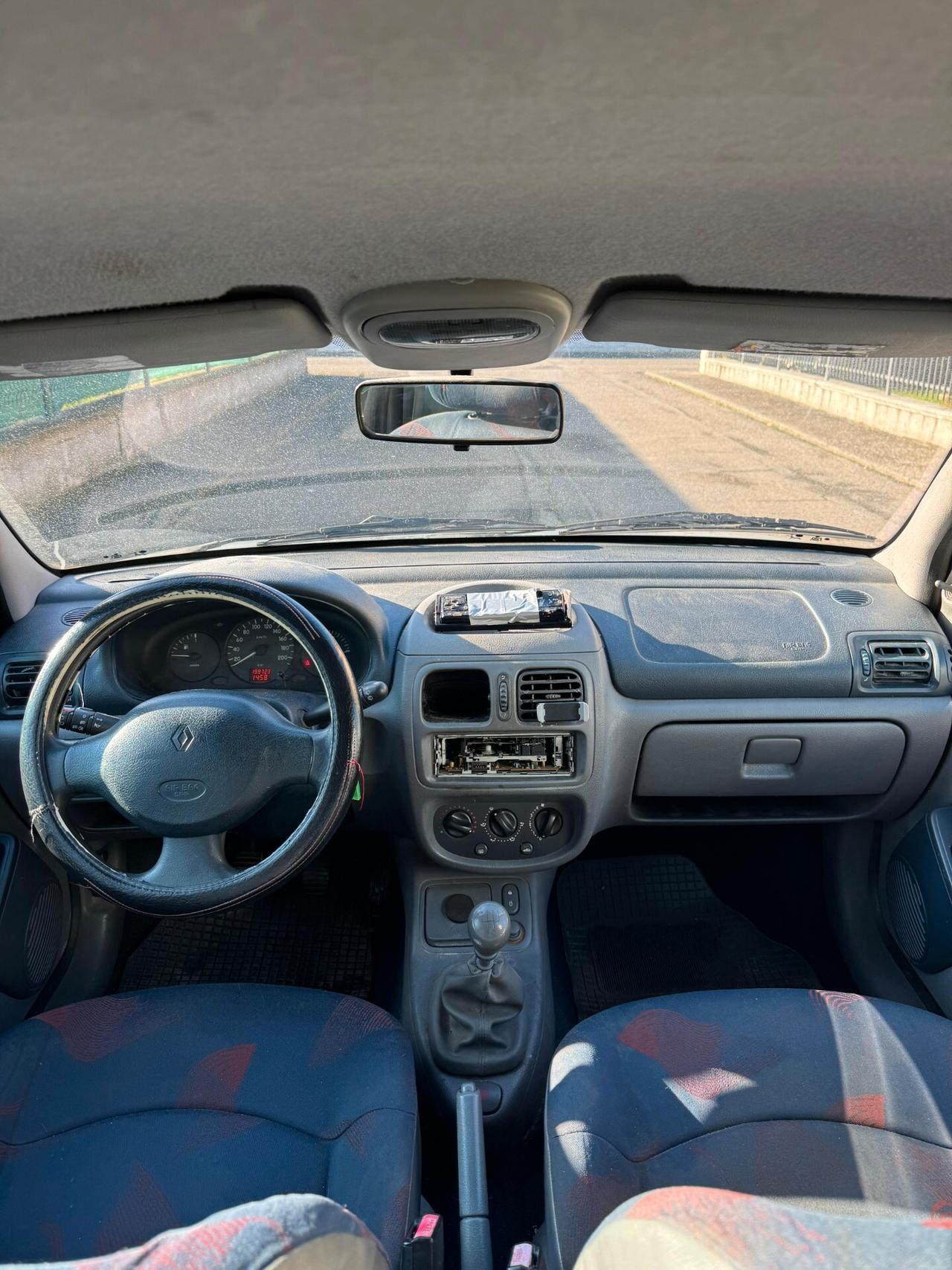 Renault Clio 1.2 cat 3 porte OK NEOPATENTATI