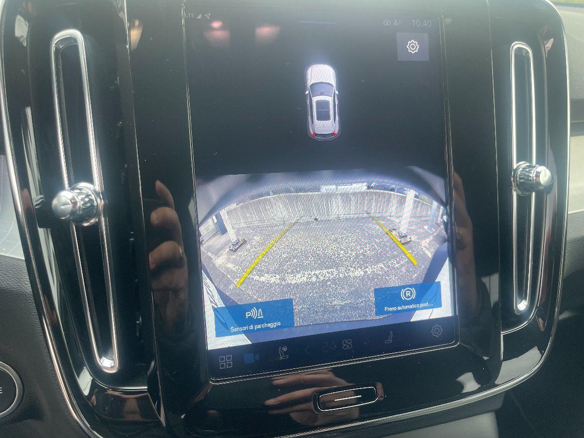 VOLVO - XC40 - B3 automatico Core