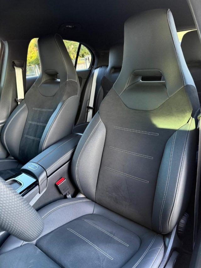 MERCEDES-BENZ A 200 163cv AMG Line Premium NIGHT PACK-19"-IVA ESP