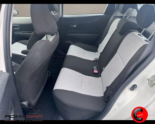 TOYOTA Yaris 1.3 5 porte Lounge