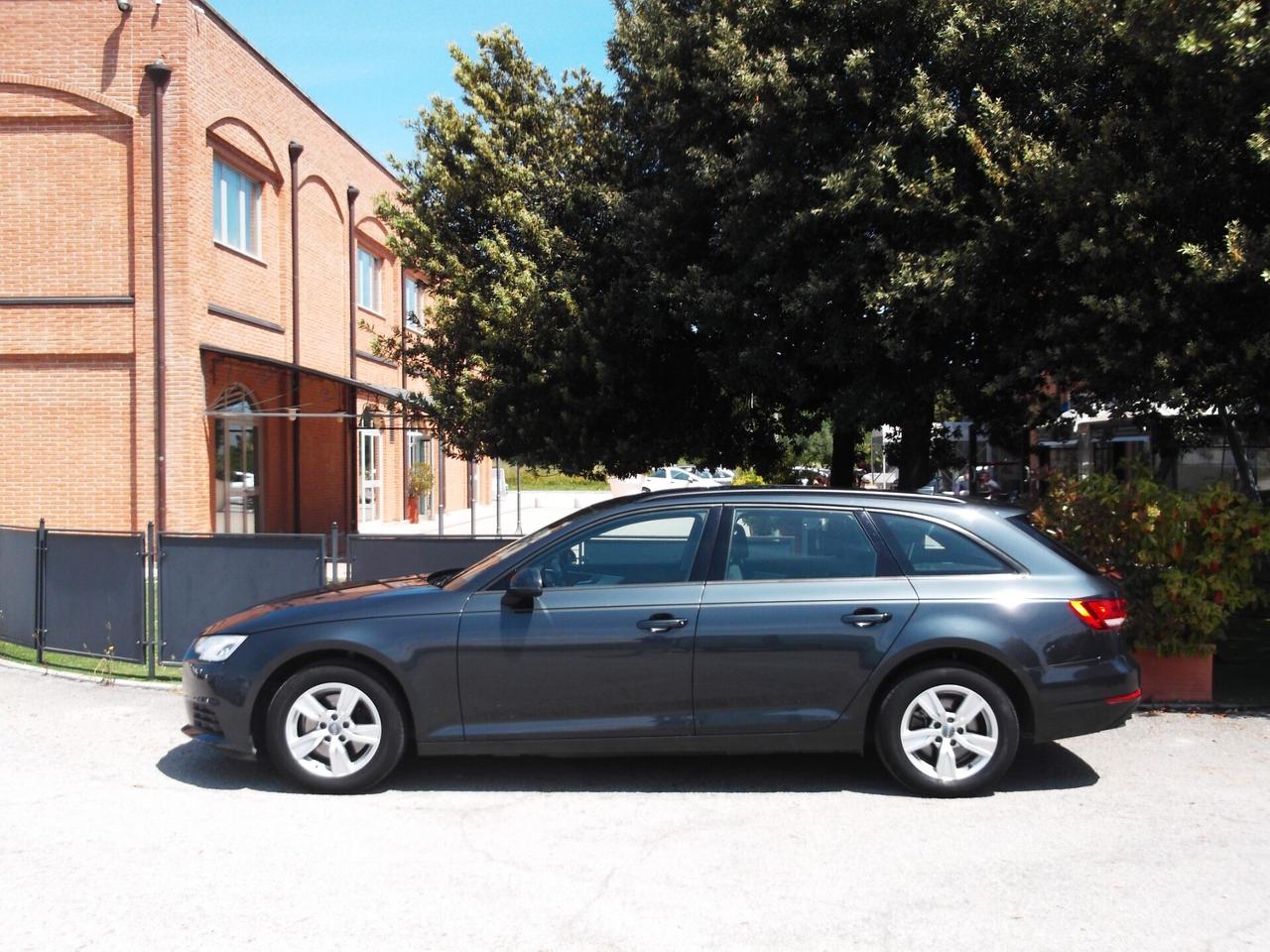 Audi A4 Avant 2.0 TDI 150 CV 2018