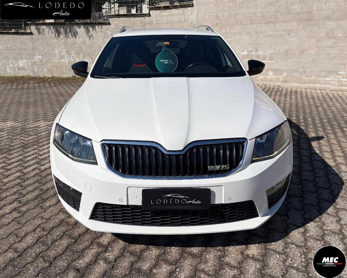 Skoda Octavia 2.0 TDI Wagon RS - 2013 “Bellissima”