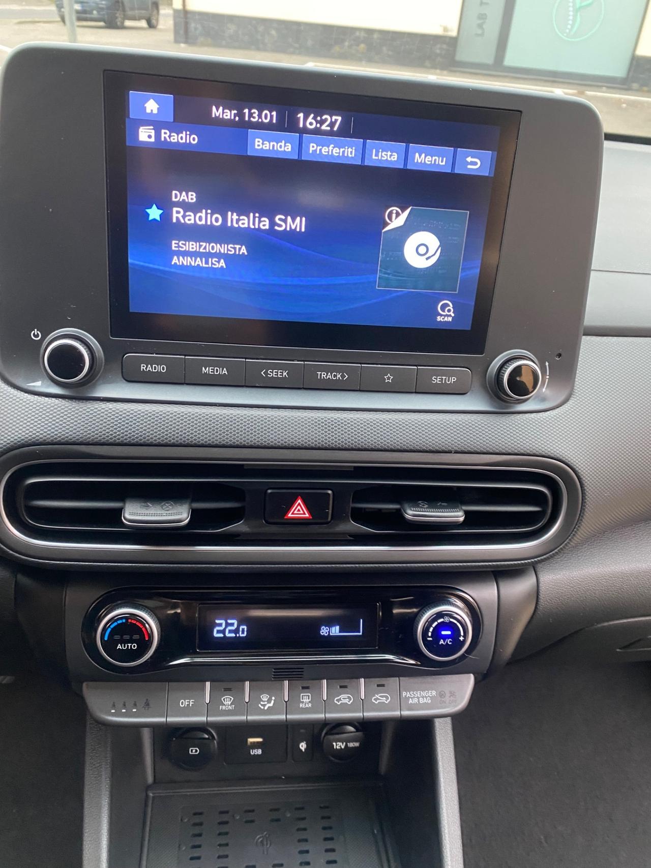 Hyundai Kona 1.0 T-GDI Hybrid 48V iMT XLine NEOPATENTATI!!!