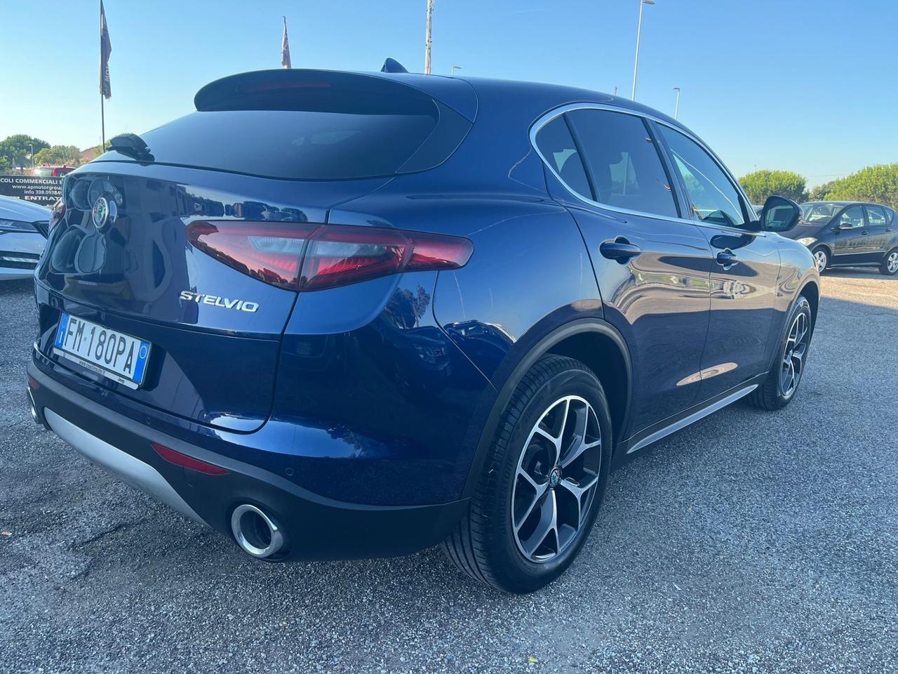 Alfa Romeo Stelvio 2.2 Turbodiesel 210 CV AT8 Q4 Super