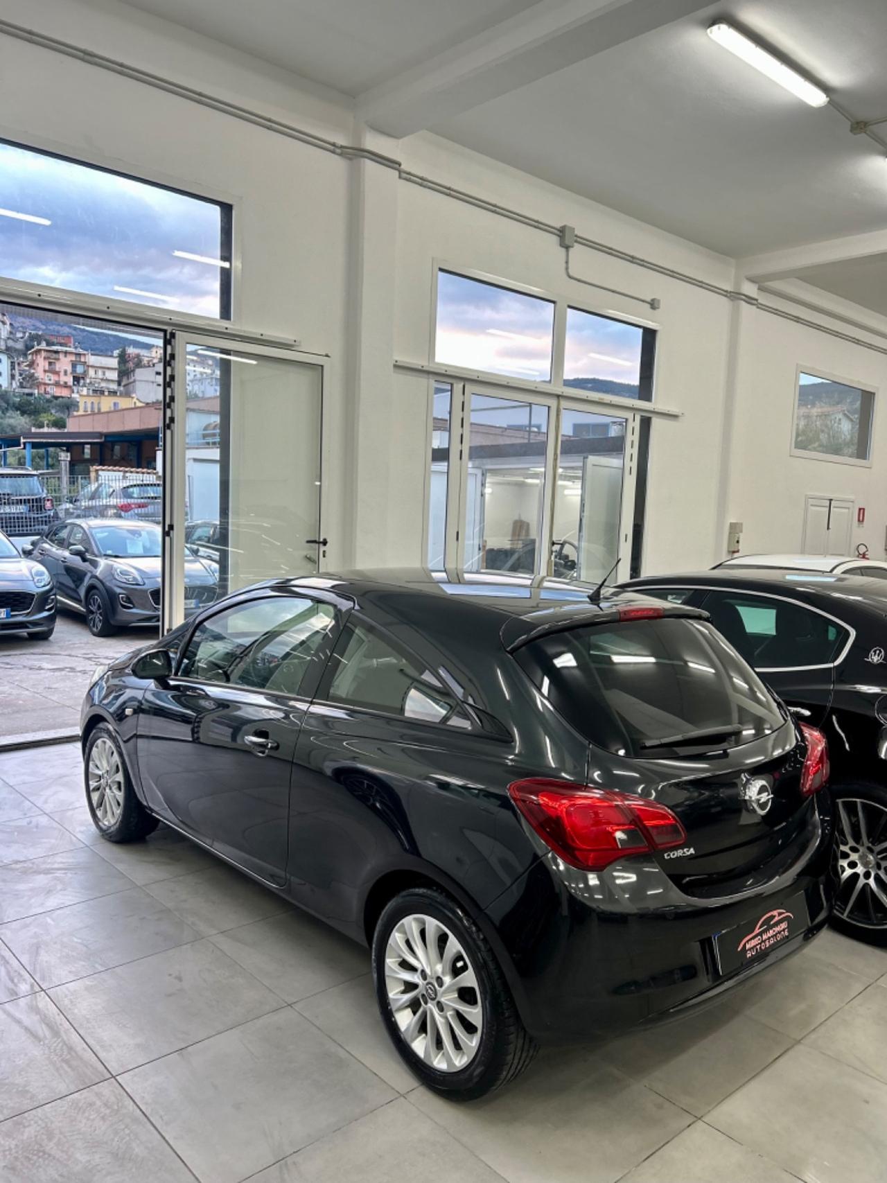 Opel Corsa 1.2 FULL OPTIONAL FINANZIABILE