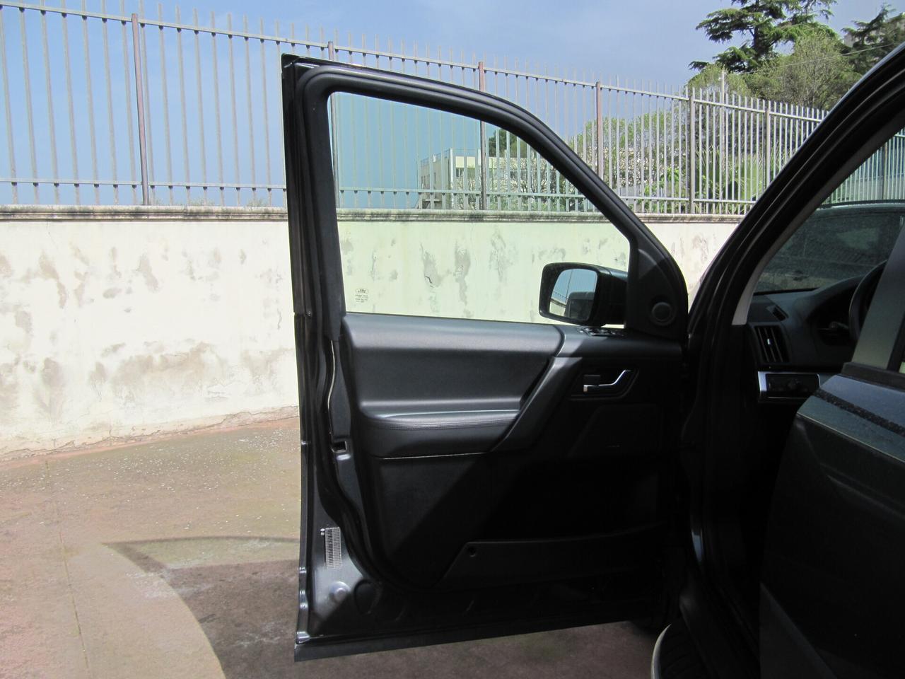 Land Rover Freelander 2.2 TD4 SE - AUTOMATICO