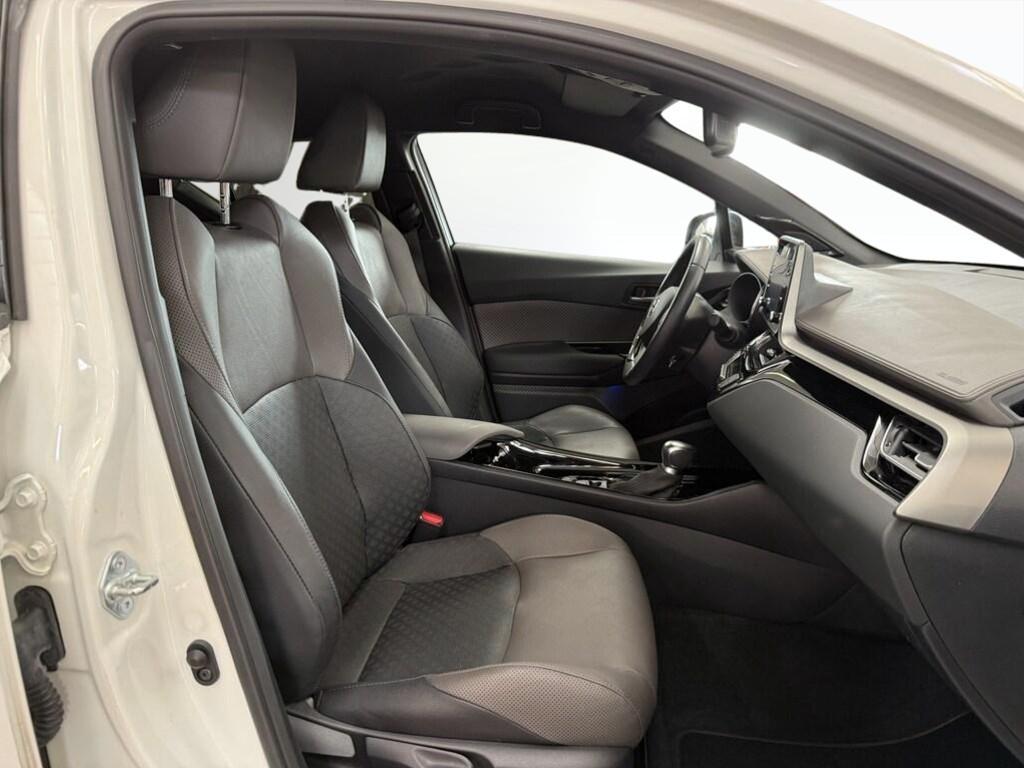 Toyota C-HR 1.8 Hybrid Lounge E-CVT