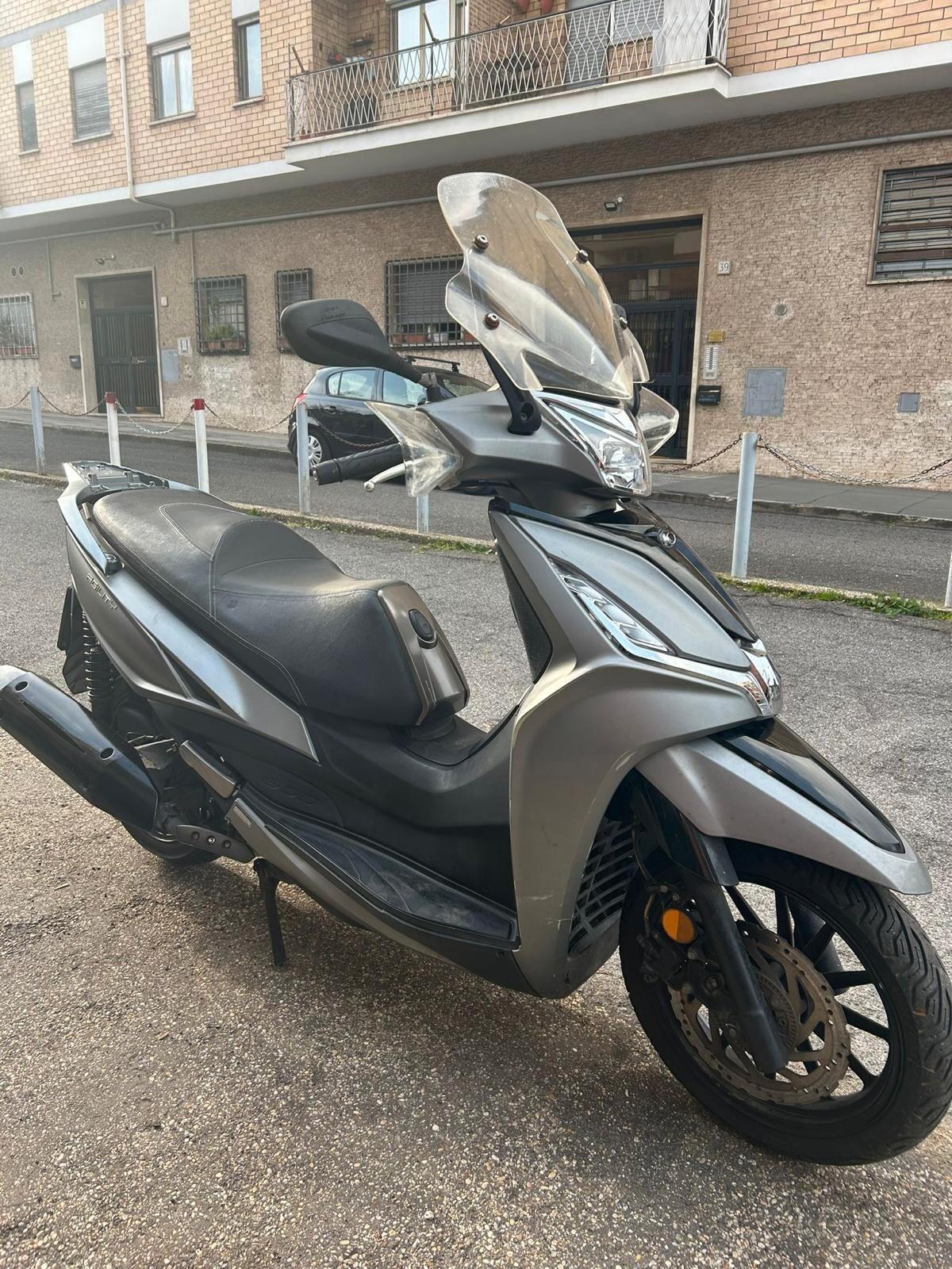 Kymco Agility 300