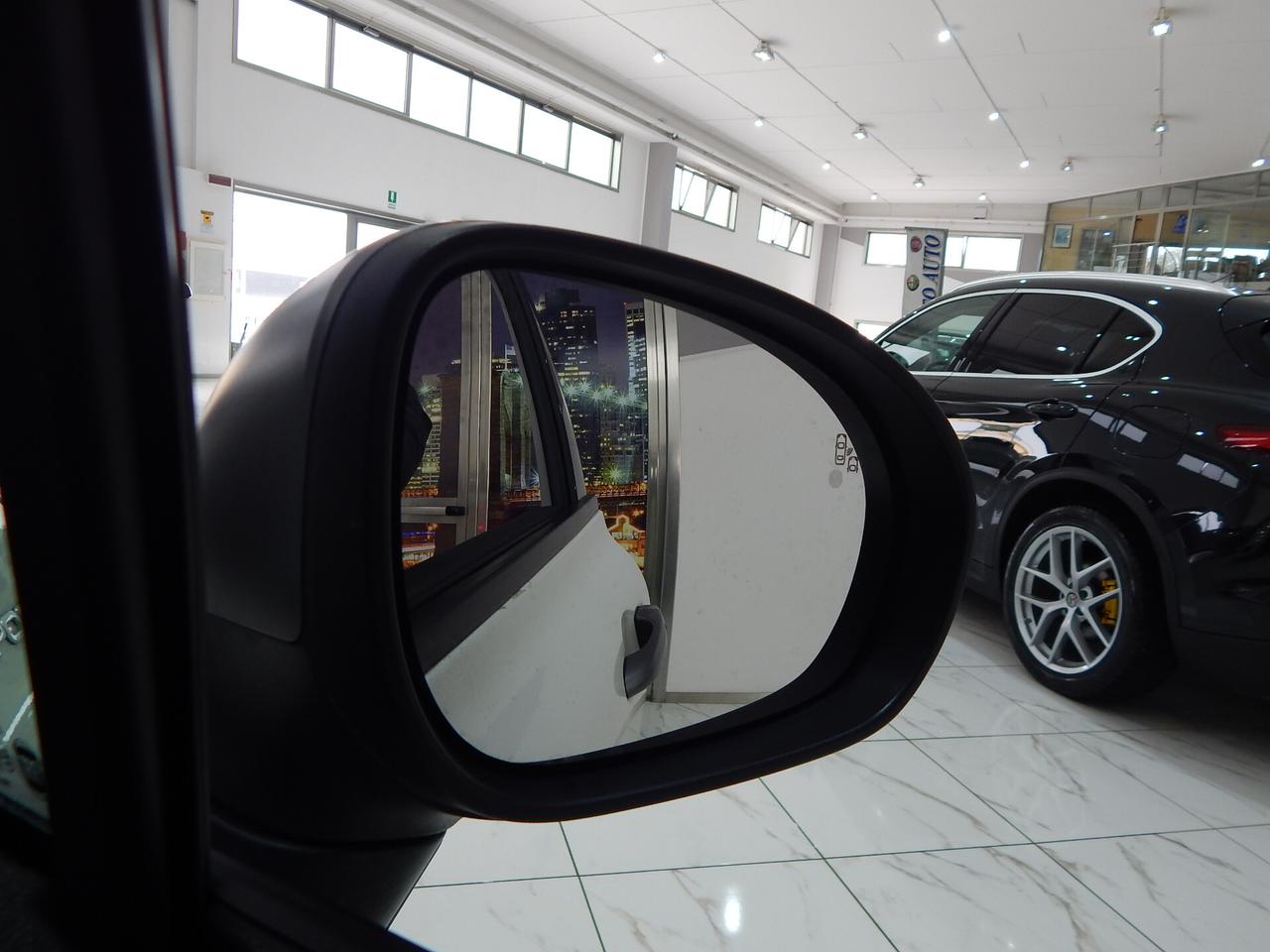 Fiat 500X 1.6 mjt Sport 130cv TETTO-NAVI-PELLE-PARK-KAMERA