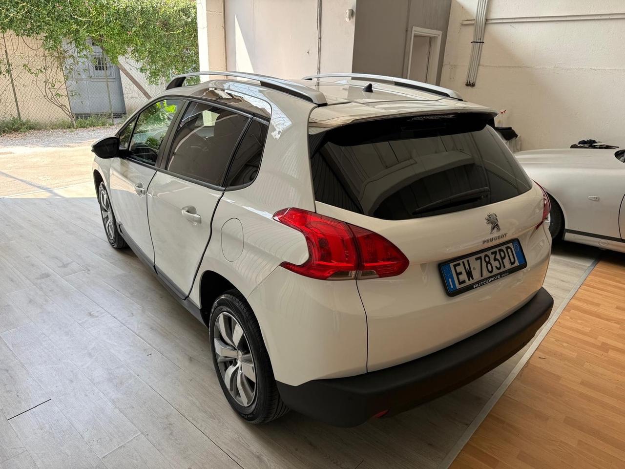 Peugeot 2008 Allure 1.2 benzina SOLO 50.000km