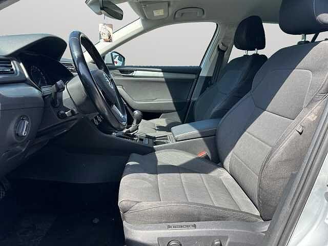 SKODA Superb 2.0 TDI 150 CV SCR DSG Wagon Executive