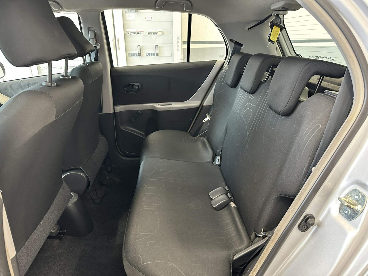 Toyota Yaris 5p 1.0 Now