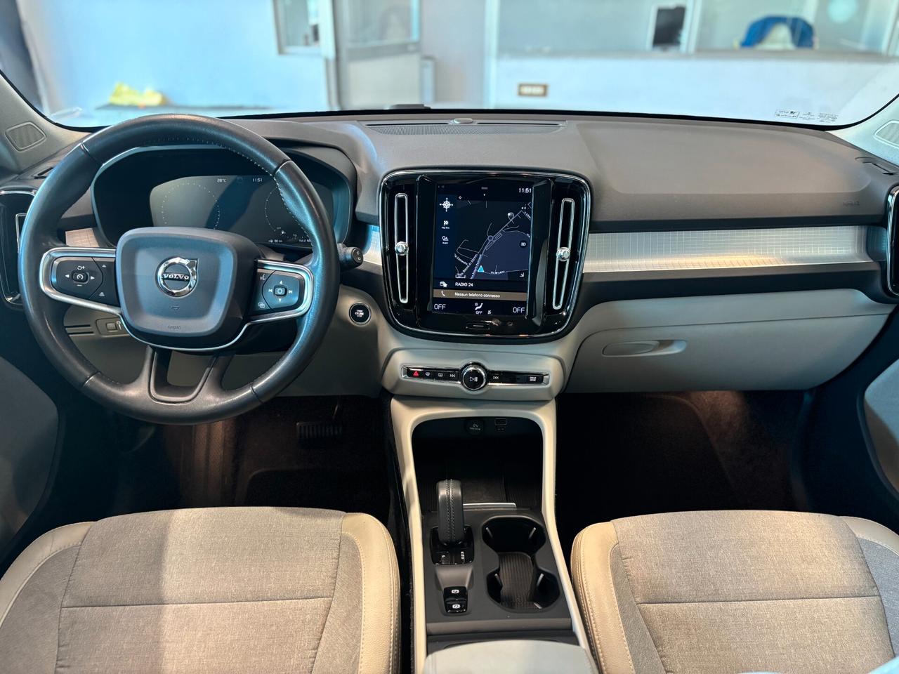 Volvo XC40 2.0 t4 Momentum awd geartronic*UNICOPRO*