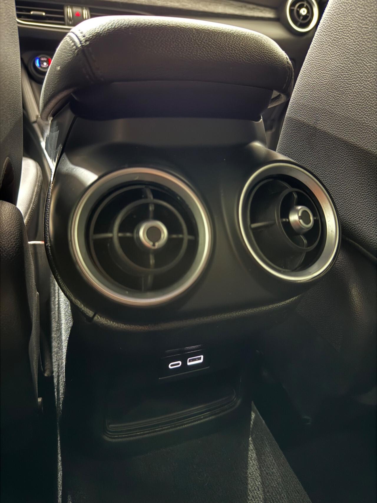 ALFA ROMEO STELVIO Q4 210CV ALLESTIMENTO SPRINT