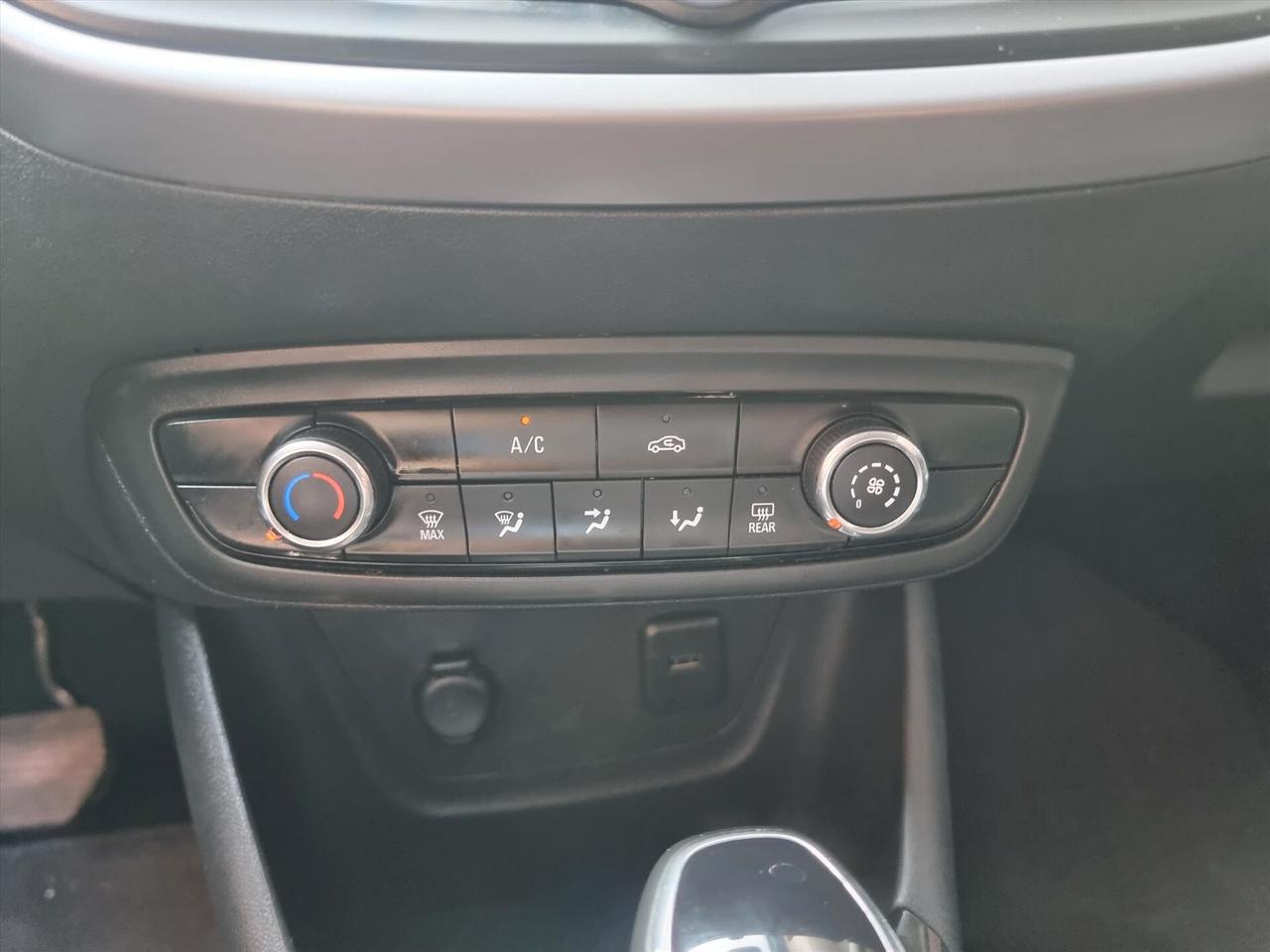 Opel Crossland 1.5 ECOTEC D 120 CV Start&Stop aut. Elegance IVA INCLUSA