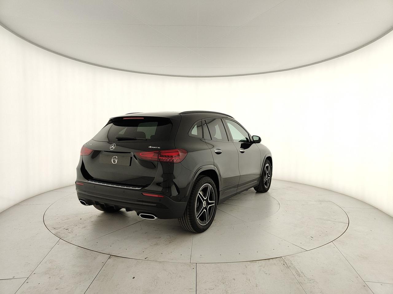 Mercedes-Benz GLA 250 4MATIC