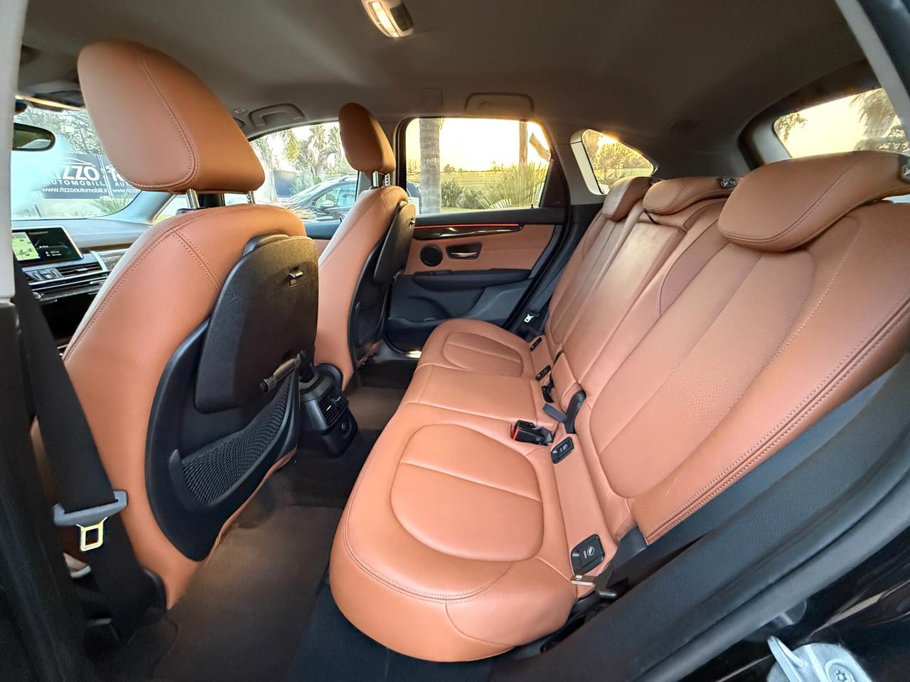 Bmw 218d Active Tourer Luxury Auto Led Navi Pelle