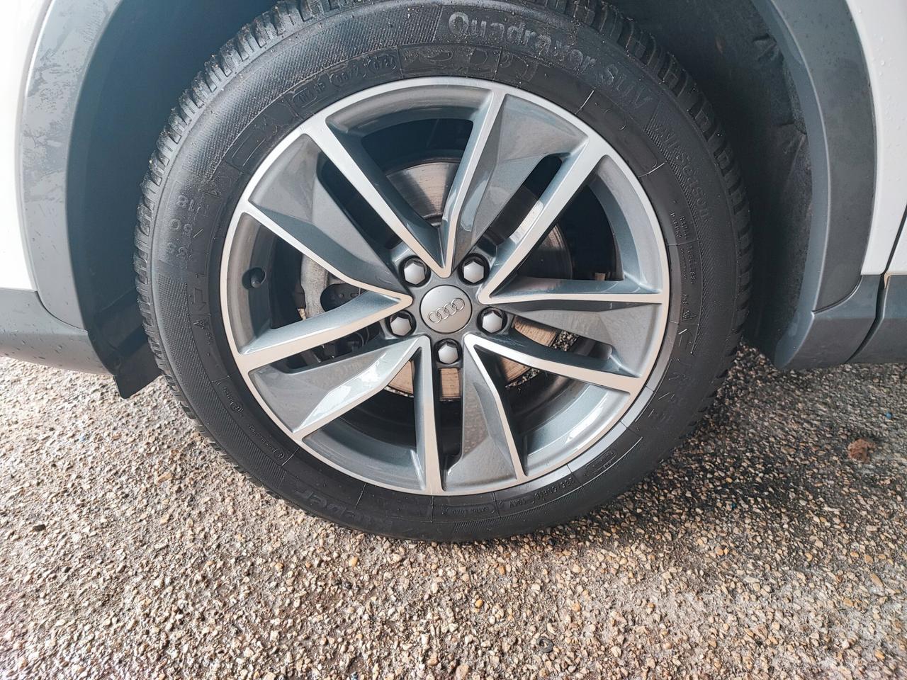 Audi Q3 2.0 TDI S tronic Business SPORT