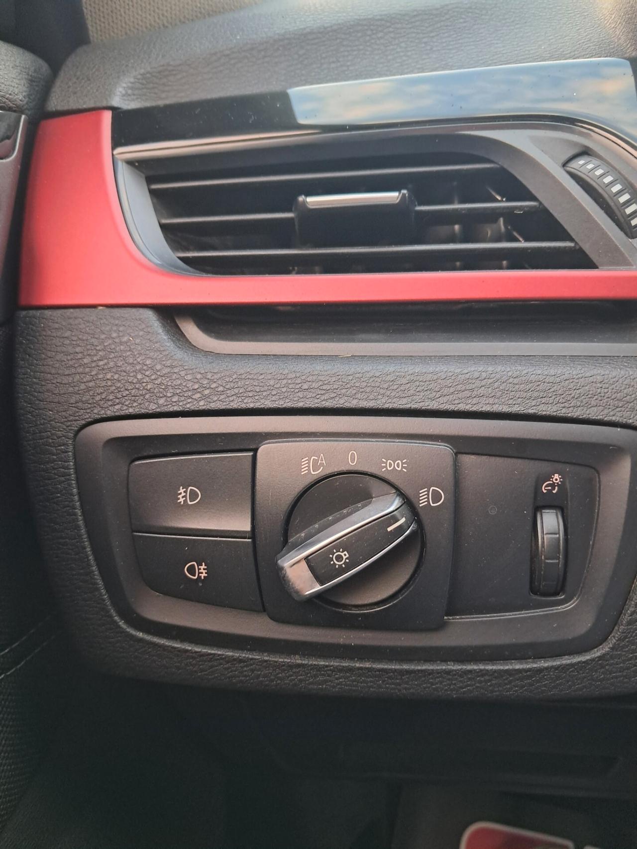 Bmw X1-18d- Sport *NAVY*LED*CRUISE